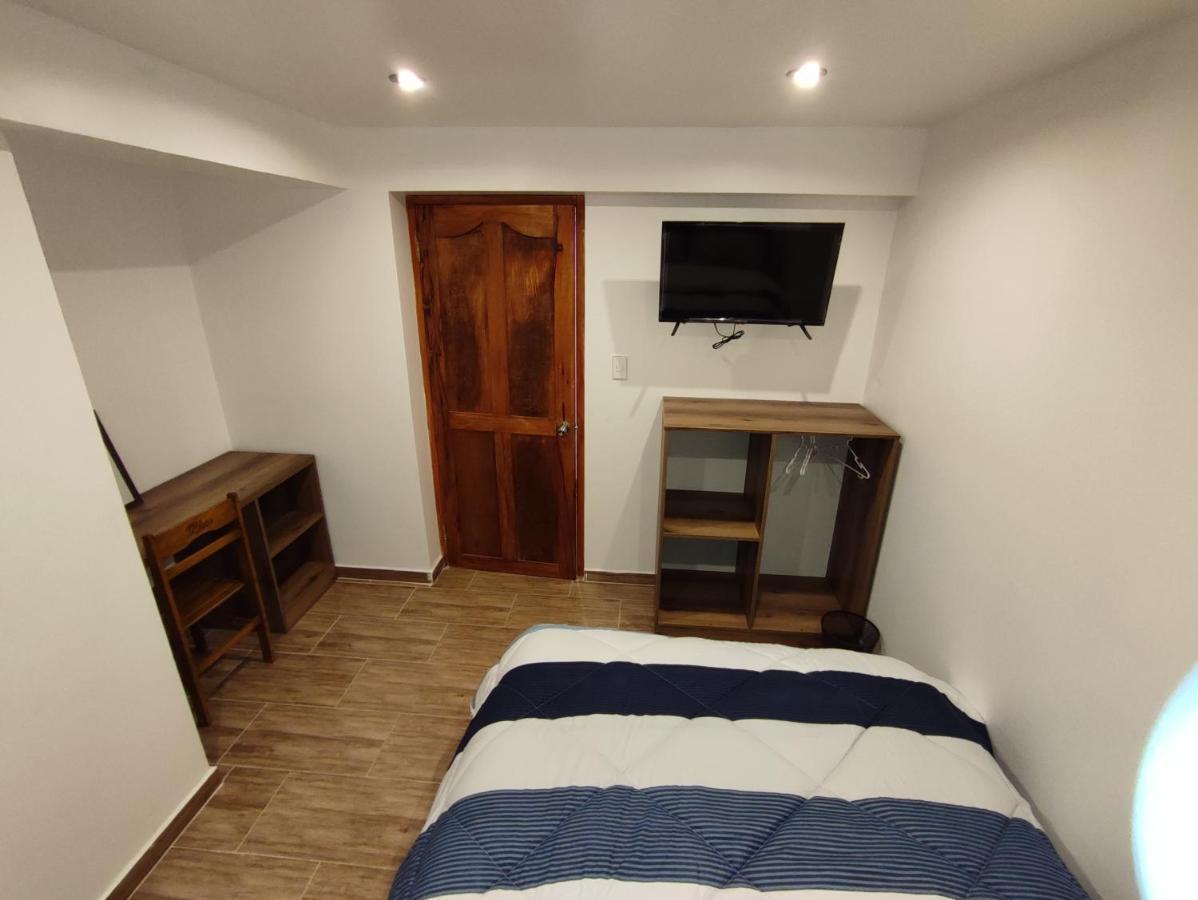 Linda House * Cuzco